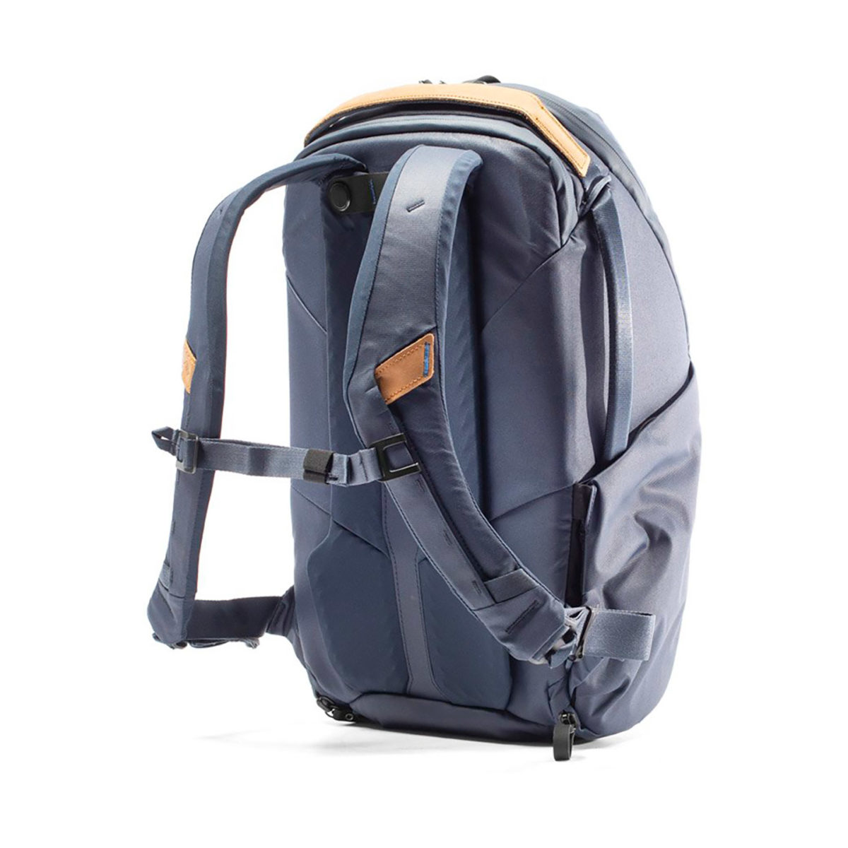 peak_design_everyday_backpack_zip_v2_03