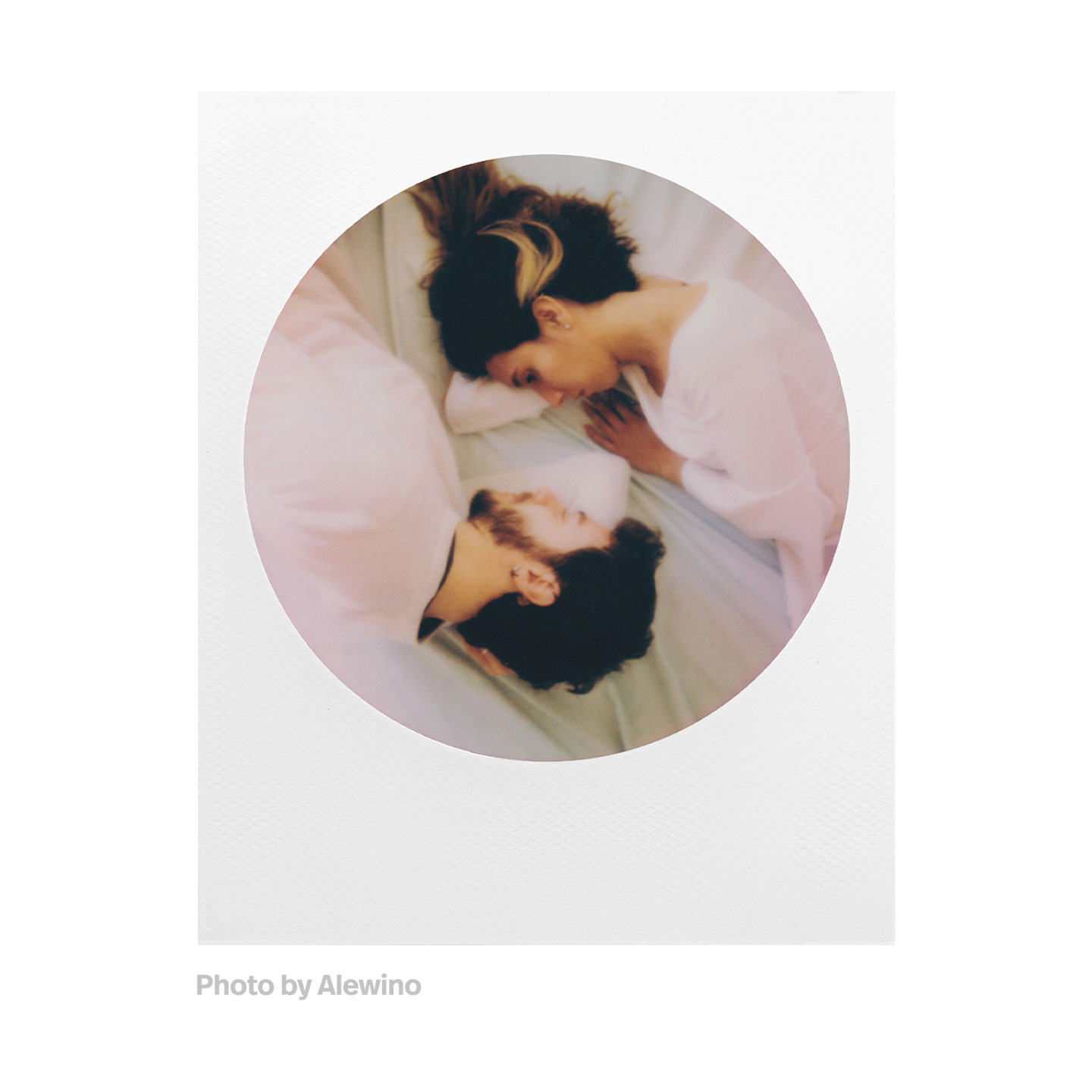 Polaroid 600 Color Sofortbildfilm : Round Frame - 8 Aufnahmen