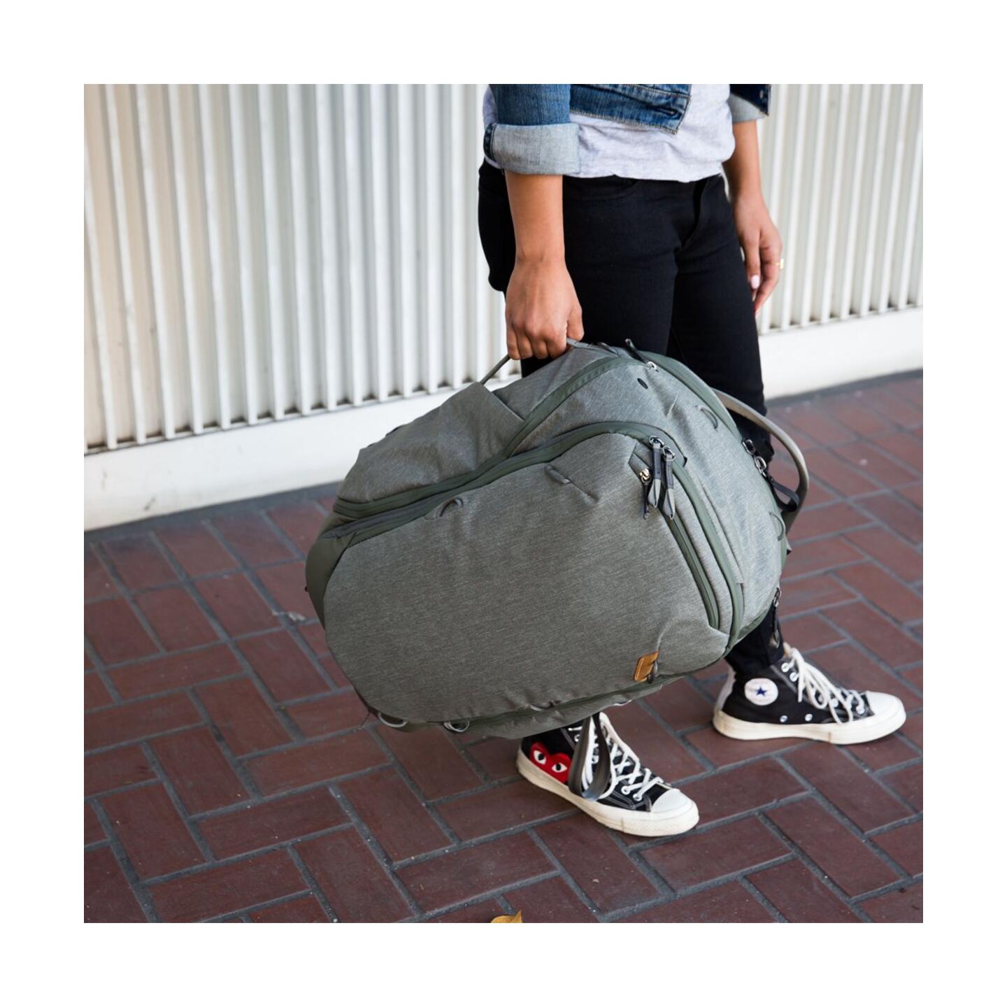 Peak Design Travel Backpack 45L : Sage